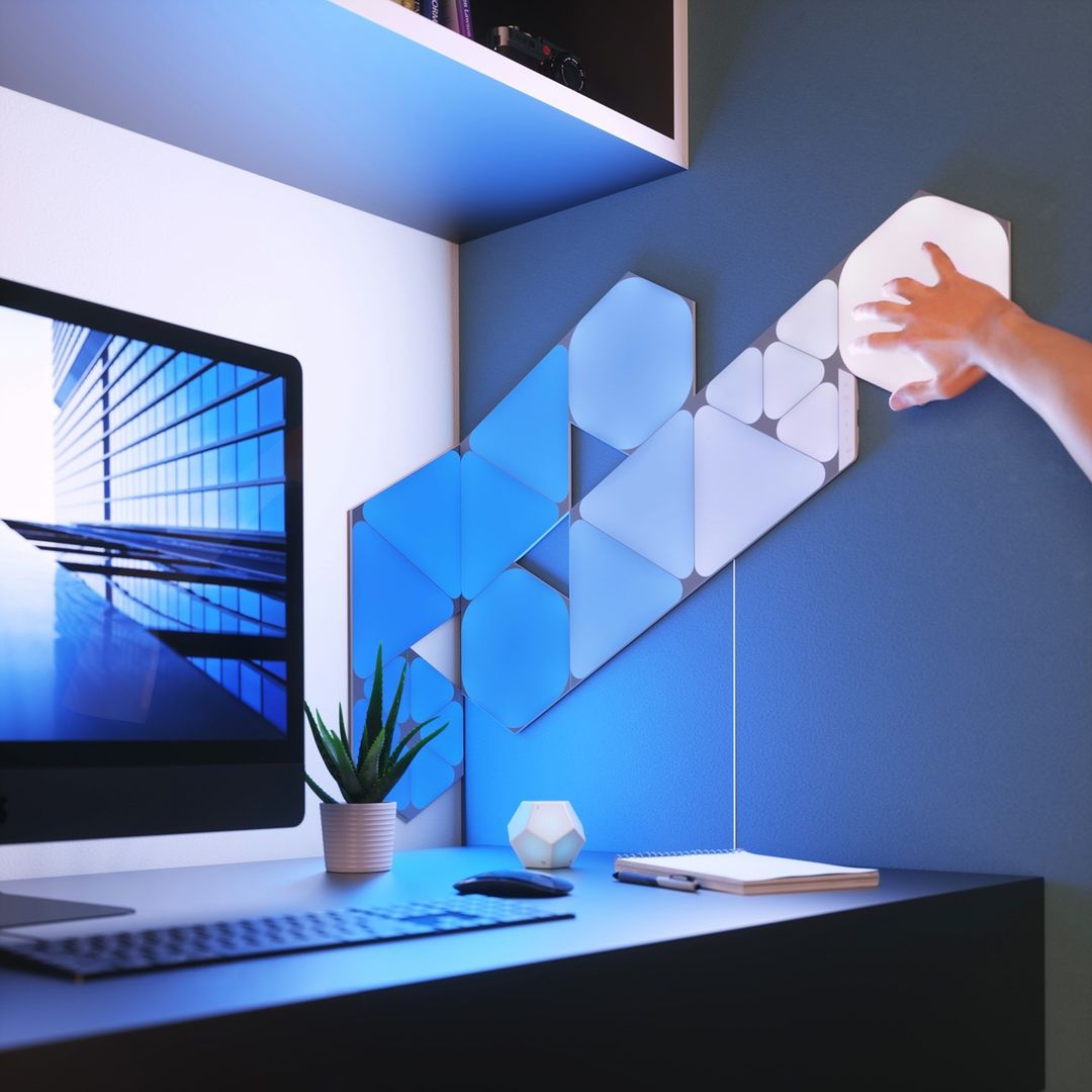 Nanoleaf Shapes Triangles Smarter Kit [9 Panels] - TechFun